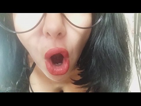 ❤️ ハニー、義理の母が今日は学校に行かせてくれないの...。って、そんなことあるわけないだろ...。 ☑ ファッキングビデオ ❌️